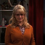 Bernadettes orange cardigan on The Big Bang Theory