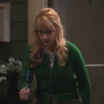 Bernadette’s green cardigan on The Big Bang Theory