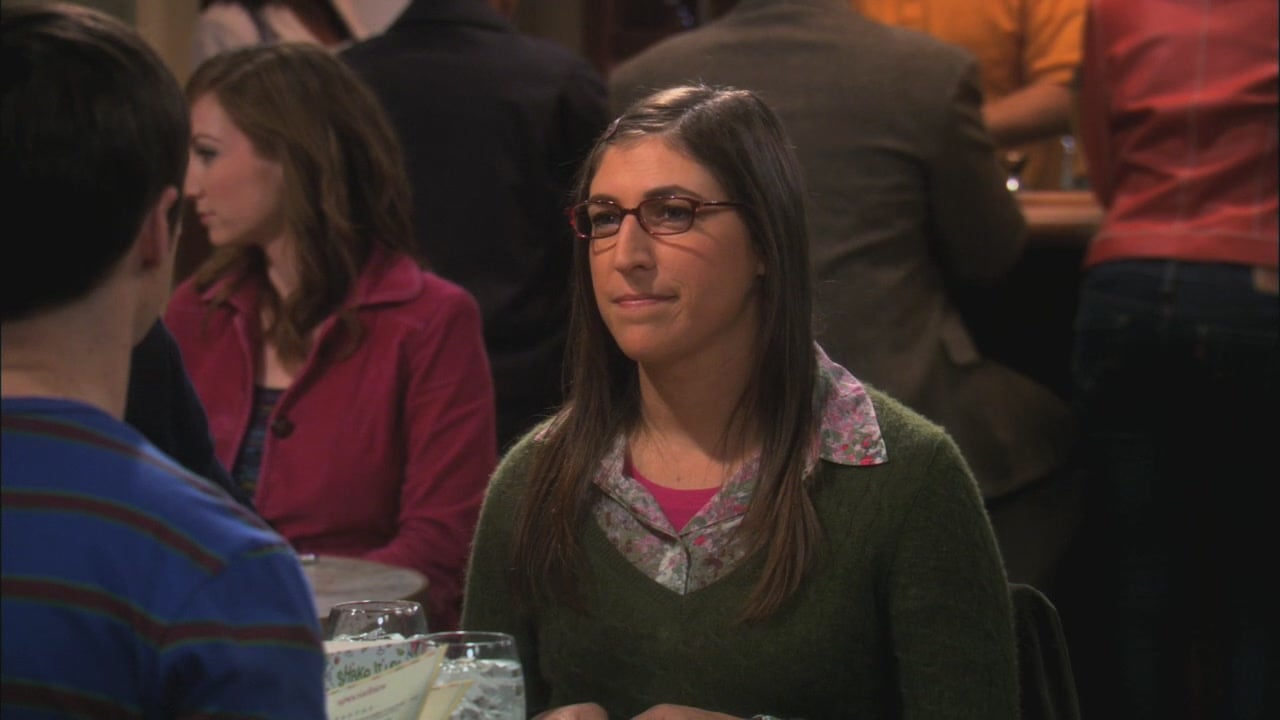 Amy's green sweater on The Big Bang Theory