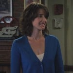 Robins blue cardigan on How I met your mother