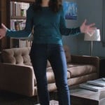 Penny’s blue sweater with jeans and black pumps on Happy Endings