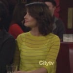 Robin’s yellow striped top on How I Met Your Mother