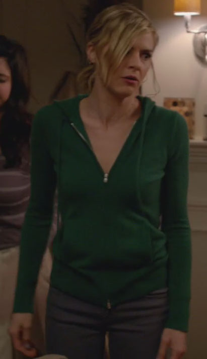 Jane's green hoodie on Happy Endings