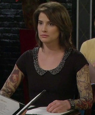 Robin's black top with embellished peter pan collar on How I Met Your Mother