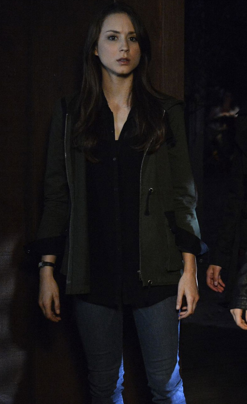 Spencer's olive green jacket on Pretty Little Liars