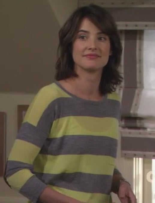 Robin's yellow and grey striped sweater on How I Met Your Mother