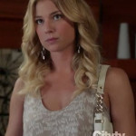 Emily’s beige and white printed tank top on Revenge