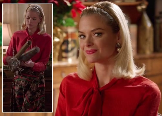 Lemon's reindeer skirt and red blouse with neck tie on Hart of Dixie