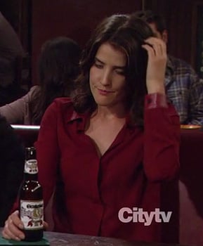 Robin's longsleeved red shirt with leather detail on How I Met Your Mother