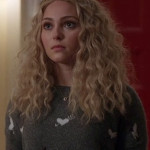 Carrie’s grey sweater with white hearts on it on The Carrie Diaries