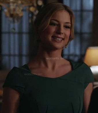 Emily's green dress on Revenge