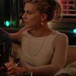 Jane’s oatmeal/cream colorblock sweater on Happy Endings