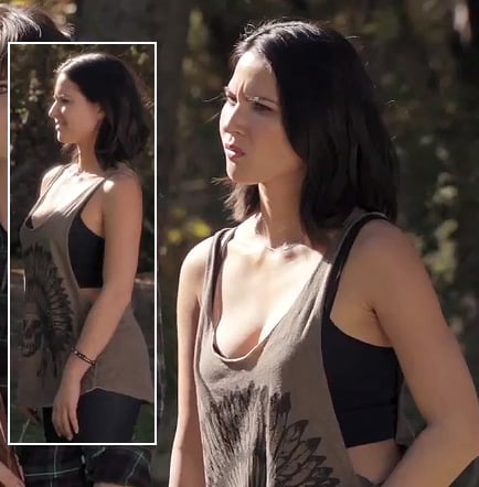 Angie's (Olivia Munn) skull/feather tank top on New Girl