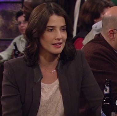 Robin's grey blazer with leather collar on How I Met Your Mother