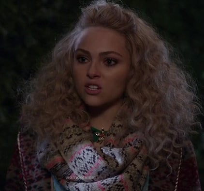 Carrie’s fair isle scarf and jacket on The Carrie Diaries