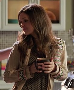 Zoe's cream trench coat with embroidery on Hart of Dixie