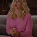 Alex’s pink sweater on Happy Endings