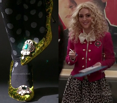Carrie's hot pink military style jacket, leopard skirt, polka dot tights and green Manolo Blahniks on The Carrie Diaries