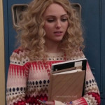 Carrie’s pink patterned sweater on The Carrie Diaries