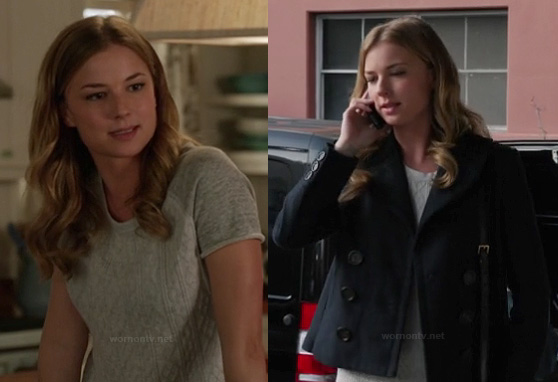 Emily's grey cable knit top and cropped pea coat on Revenge