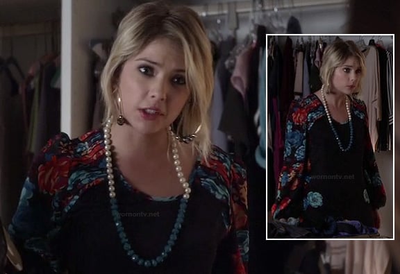 WornOnTV: Hanna's black leather jacket and red metallic leggings on Pretty  Little Liars, Ashley Benson