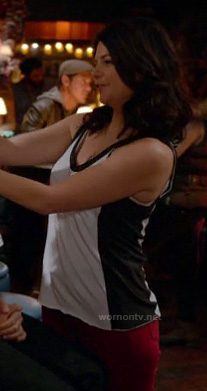 Penny's black and white color block tank top on Happy Endings