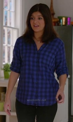 Penny’s blue gingham check shirt on Happy Endings