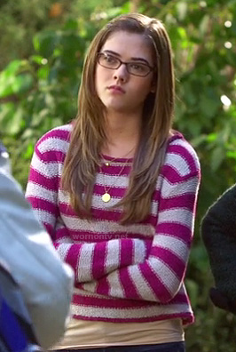 Rose's pink and white striped sweater on Hart of Dixie