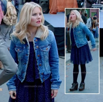 Alex's blue printed dress, denim shearling jacket and black wedge booties on Happy Endings