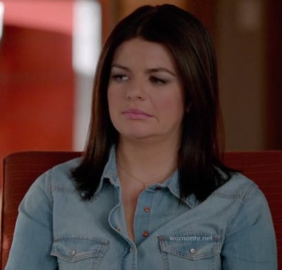 Penny's chambray/denim shirt on Happy Endings