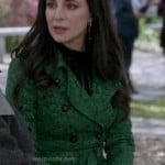 Victoria’s green lace trench coat on Revenge