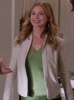 Emily's beige jacket and green v-neck sweater on Revenge