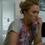 Juliette’s grey and pink graphic tee on Nashville