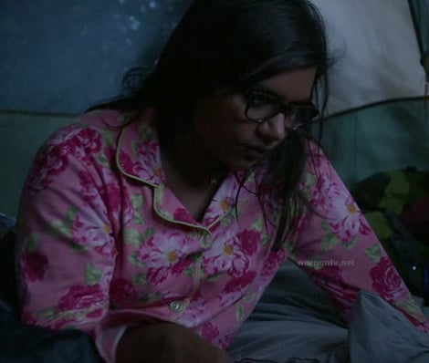 Mindy's pink floral pajamas on The Mindy Project