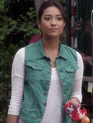 Emily’s teal blue denim vest on Pretty Little Liars