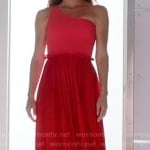 Fiona’s red one shouldered gown on Burn Notice