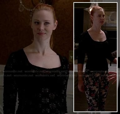Jessica's black lace top and printed jeans True Blood