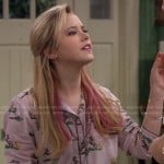 Lennox’s pink horse print shirt on Melissa and Joey