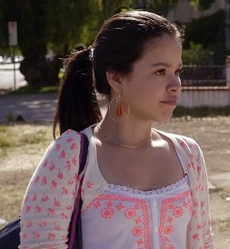 Mariana’s white embroidered cami and printed cardigan on The Fosters