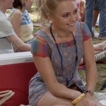 Carrie’s blue floral overalls and plaid smocked crop top on The Carrie Diaries