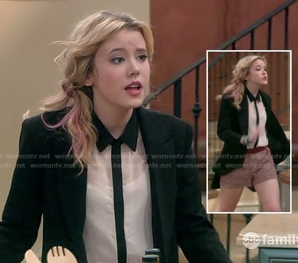 Lennox's black blazer with tail, black and white contrast shirt and red shorts on Melissa & Joey