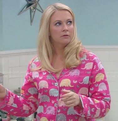 Mel's pink elephant pajamas on Melissa and Joey