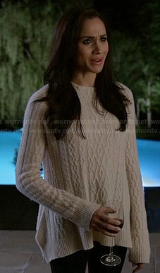 Rachel’s white cable knit sweater on Suits