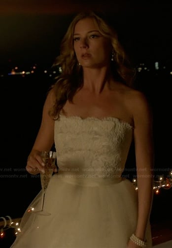 Emily Thorne's wedding gown on Revenge