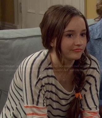 Eve's navy blue and red striped tee on Last Man Standing