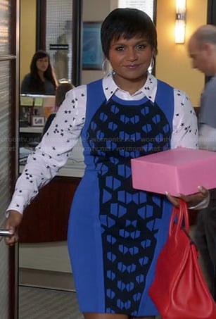 Mindy's star print shirt and blue sleeveless dress on The Mindy Project