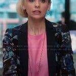 Sydney’s blue floral blazer and pink blouse on The Crazy Ones