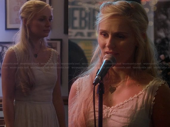 Scarlett's white cotton flower trim dress on Nashville