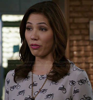 Angela's motorbike print top on Bones