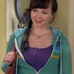 Jenna’s green striped hoodie on Awkward